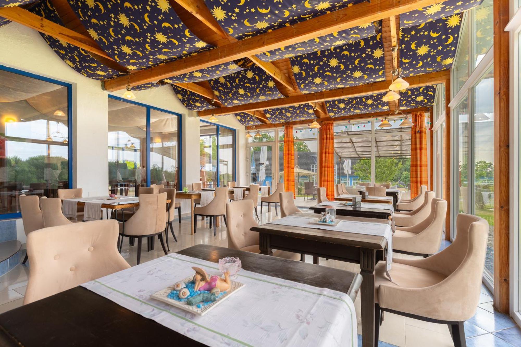 Hotel Klaus Stoertebeker ราลส์วีค ภายนอก รูปภาพ