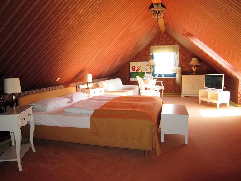 Hotel Klaus Stoertebeker ราลส์วีค ภายนอก รูปภาพ